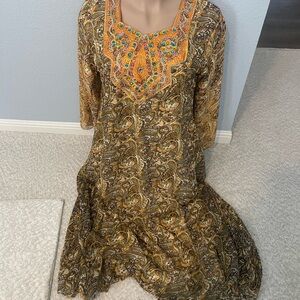 Embroidered Paisley Dress in Gold and Brown